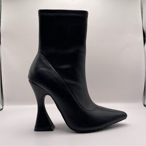 Women’s Dress Ankle Booties side zipper with sculptural heel